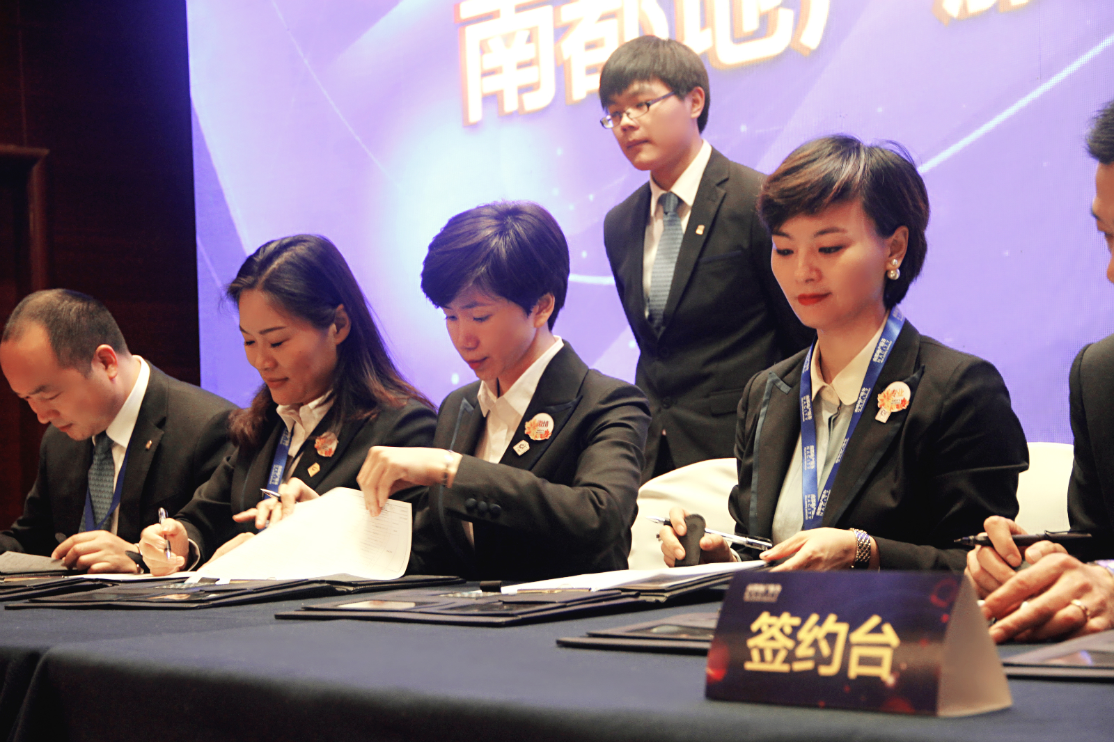 欧博游戏：回首，是为了更美的开始