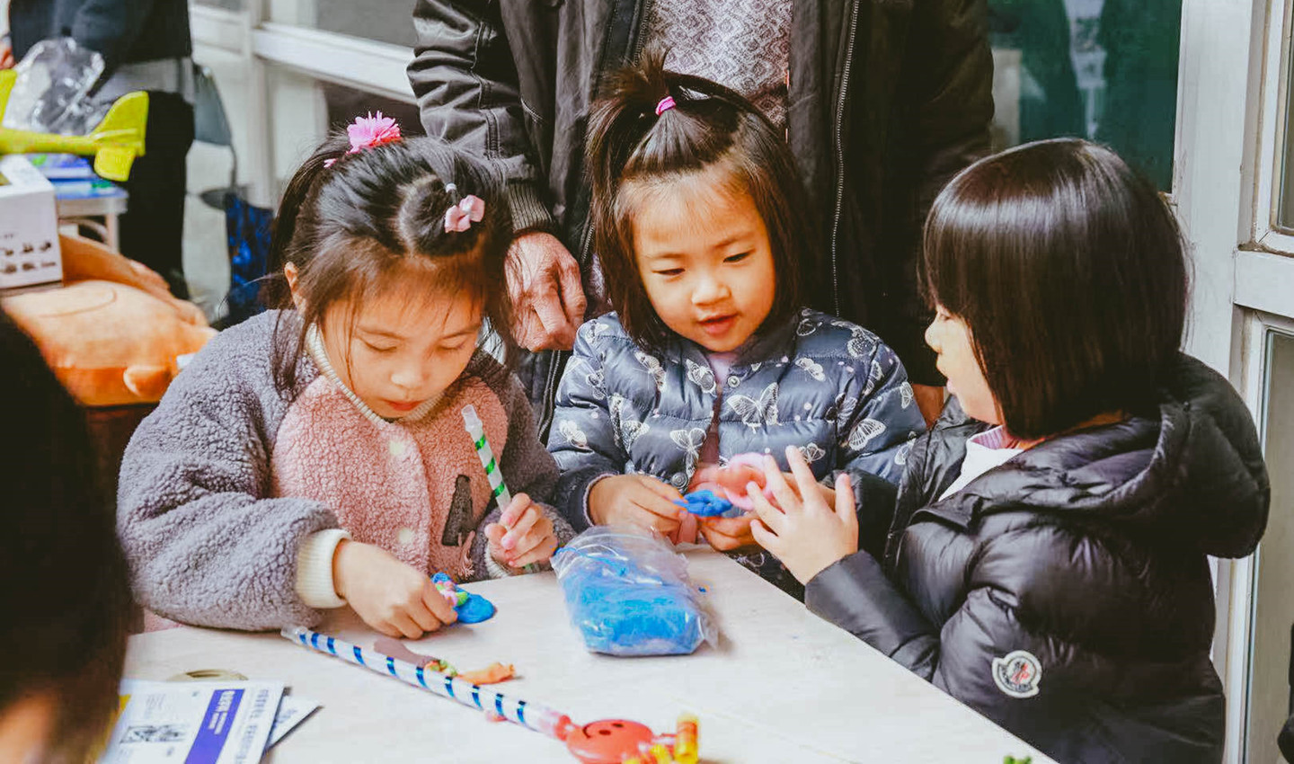 暖心圣诞节|万家平安夜，珍藏一段欢笑与温暖...